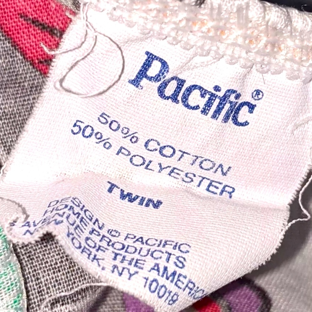 Vintage Disney Sports Mickey Twin Fitted Sheet – 90s Bedding – Rare Collectible - Picture 4 of 12